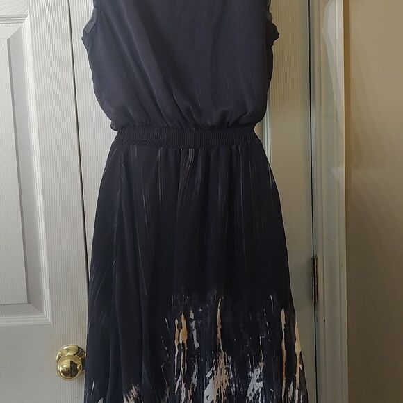 Simply Vera Vera Wang Sleeveless V Neck Shark-bite Hem navy purple Dress Size M - Picture 7 of 9